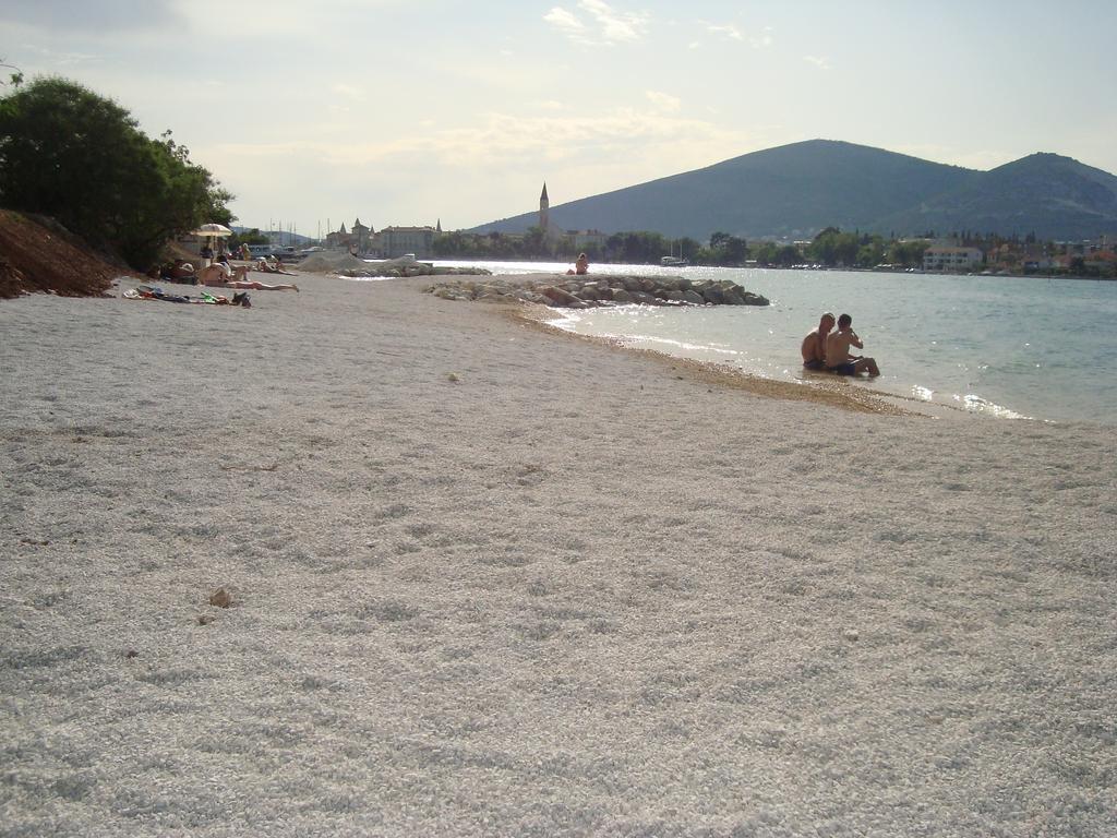 Apartments Bulicic Trogir Quarto foto