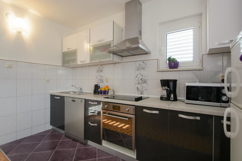 Apartments Bulicic Trogir Quarto foto