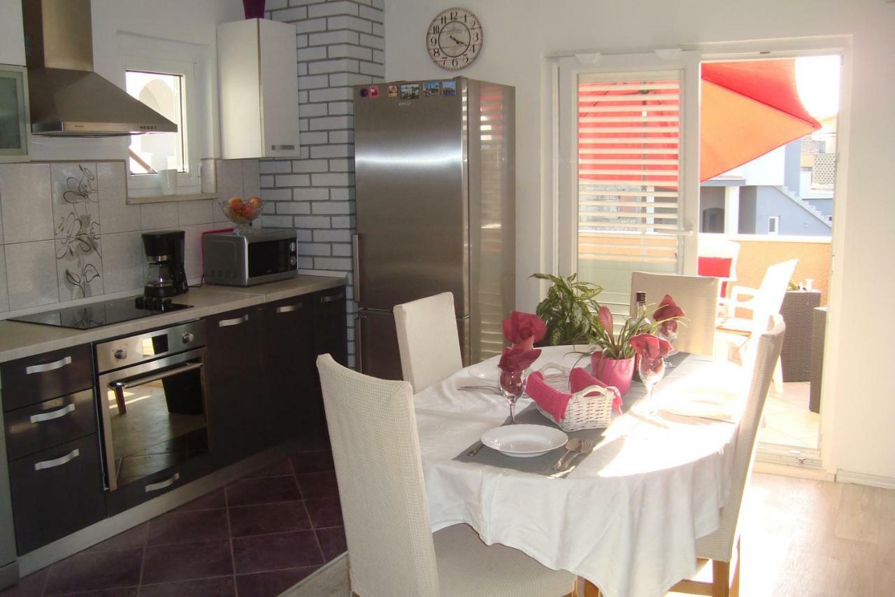 Apartments Bulicic Trogir Exterior foto